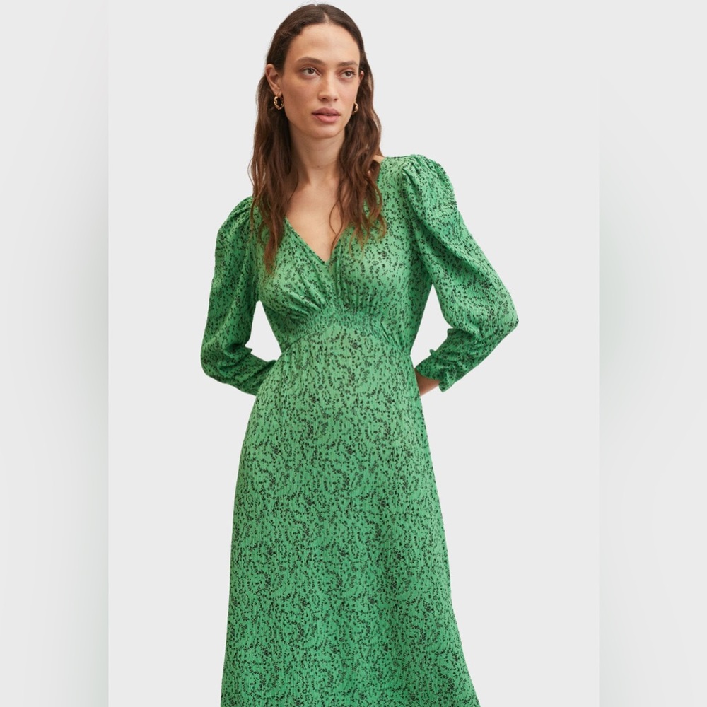 MANGO Jade Green Floral Print Puff Sleeve Smocked Waist Flare Midi Dress Sz 8 - Picture 2 of 4
